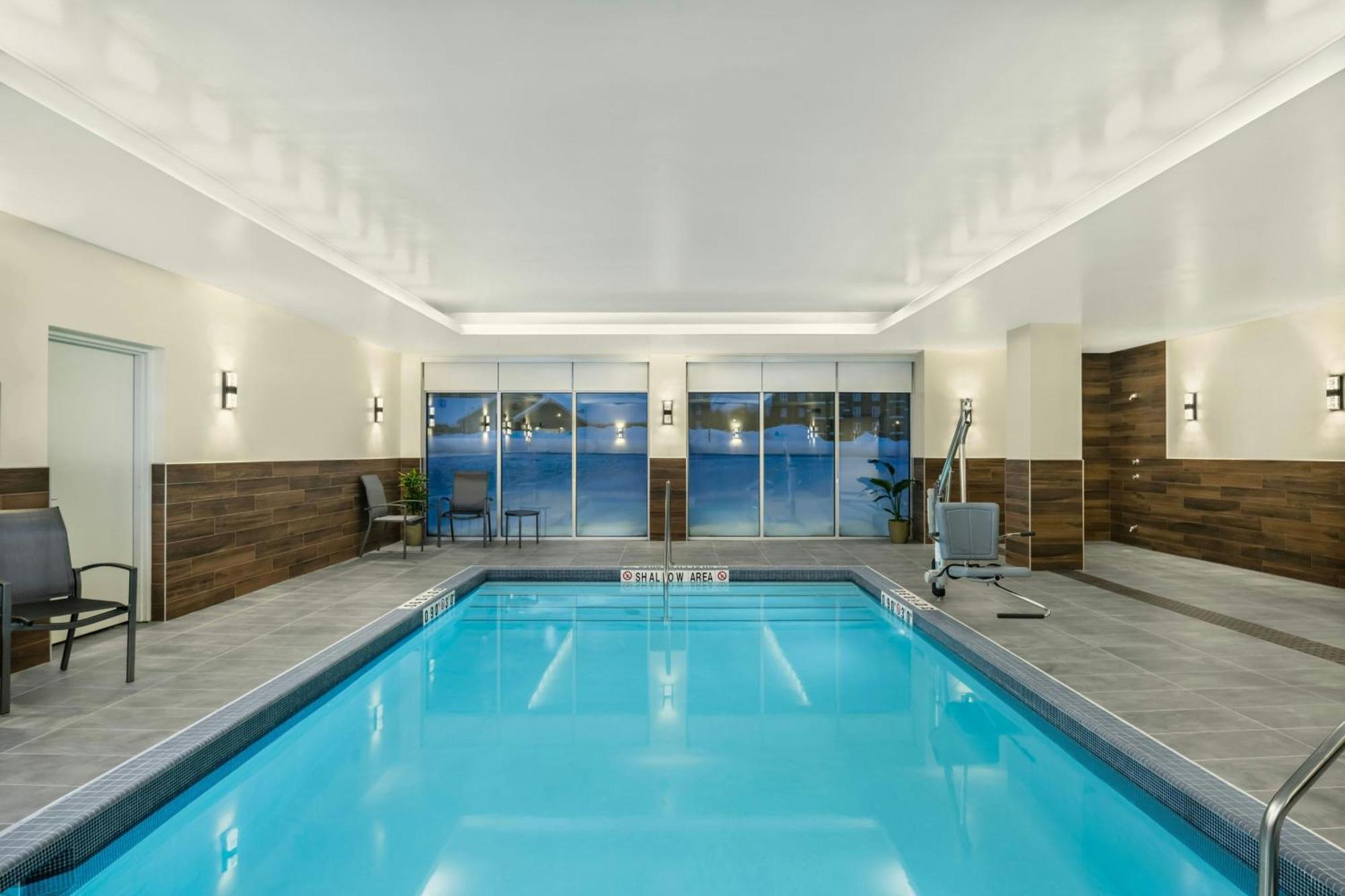Fairfield By Marriott Inn & Suites Gravenhurst Muskoka Zewnętrze zdjęcie